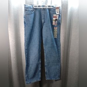 New Men's Wrangler Jeans